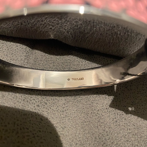 NWT COACH C Logo Signature Enamel Hinged Bracelet PINK SILVER - Picture 5 of 6